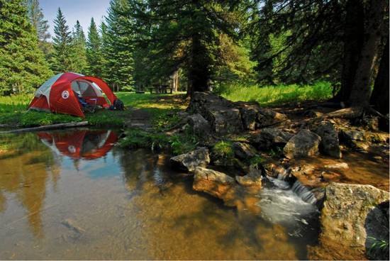 出國旅行 除了酒店還能睡在哪兒？