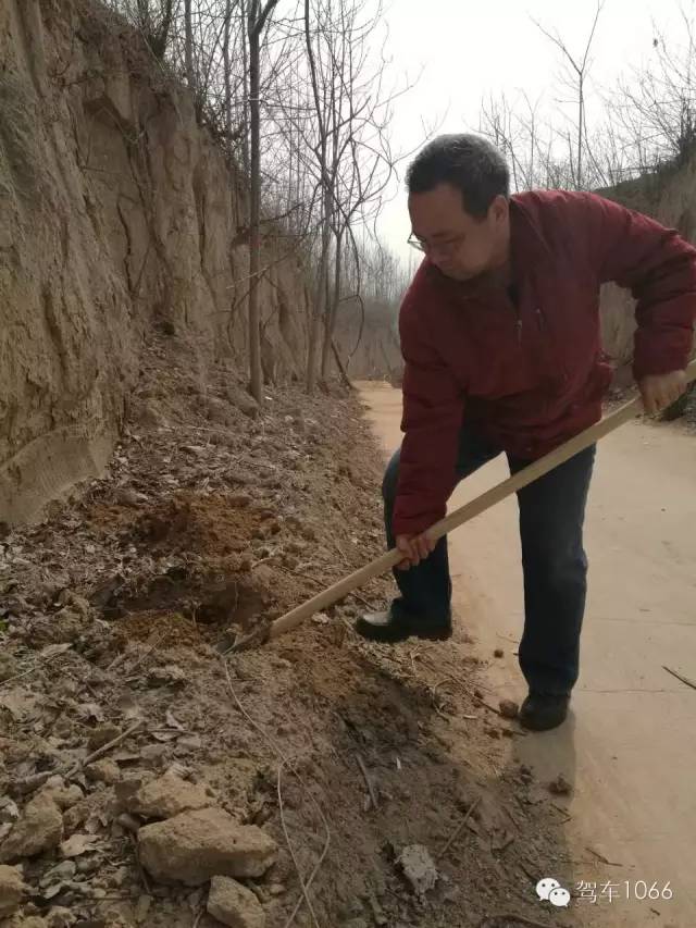 這大叔干起活也是很6呀！