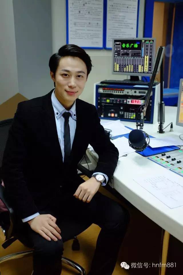 以及我們881的小鮮肉 — 思嘉??！