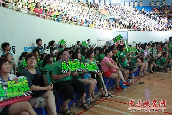 歌友會(huì)現(xiàn)場(chǎng)觀(guān)眾