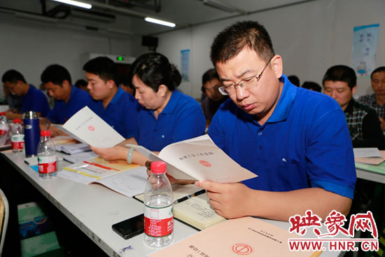 5月15日上午，全國總工會送教到基層-富士康工會干部（河南站）培訓(xùn)班在富士康鄭州科技園開班。