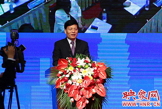 河南省委副書記、省長謝伏瞻出席開幕式并講話