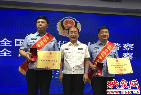 頒獎(jiǎng)現(xiàn)場(chǎng)。