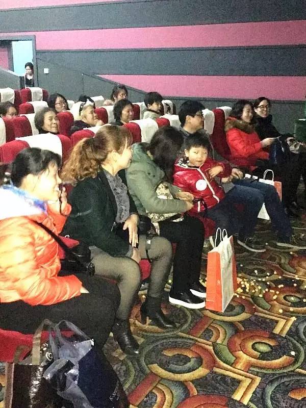 節(jié)日總是開(kāi)心的，媽媽寶寶永遠(yuǎn)是諸女神心中最愛(ài)！