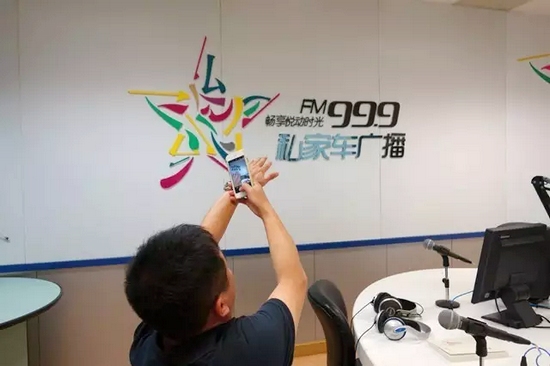 一言不合就撫摸鄭州，那怎么能少了我們私家車999？