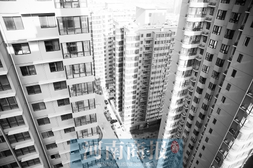 今年鄭州在商品房小區(qū)、經(jīng)適房小區(qū)內(nèi)配建的公租房，將面向社會輪候供應 楊東華/攝