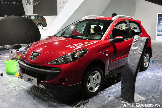 東風(fēng)標致CROSS 207