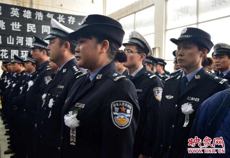 送別儀式上，姚世民的不少同志忍不住流下了眼淚