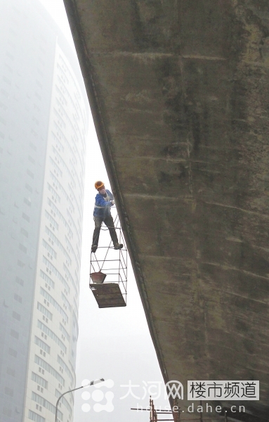 鄭州農業(yè)路高架南陽路以東段澆筑完畢 年底前貫通