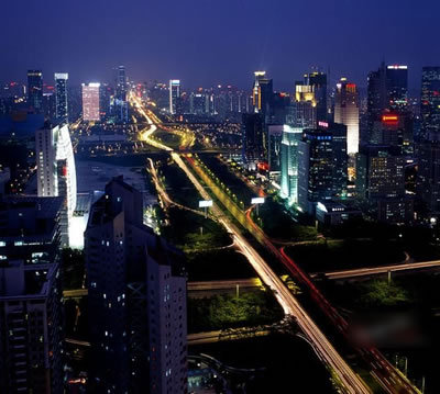 1、房屋一套(80平方)，以均價(jià)22300元計(jì)，22300×80=1784000.(這是朋友剛在筆架山買(mǎi)的城市主場(chǎng)的價(jià)格)