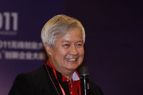 微博名人薛蠻子(圖片來(lái)源于網(wǎng)絡(luò))