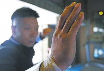 少林寺將辦無(wú)遮大會(huì) 鐵砂掌、二指禪等絕技現(xiàn)身