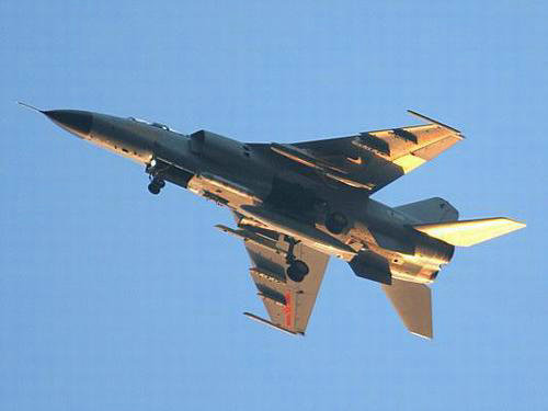 資料圖：進(jìn)行訓(xùn)練中國空軍飛豹戰(zhàn)機(jī)。