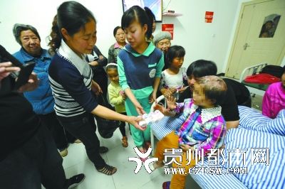 好心人送來酸奶。