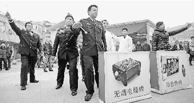 “小品執(zhí)法”。