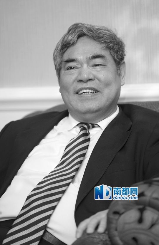 媒體:10位高校黨政一把手到齡卸任(圖) 媒體:10位高校黨政一把手到齡卸任(圖)