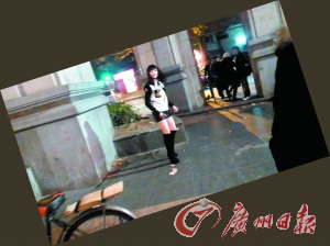 黑衣女掙脫跑掉。