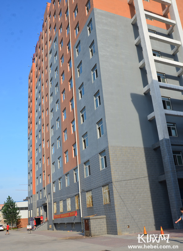 事發(fā)地。 長(zhǎng)城網(wǎng) 李艮春 攝