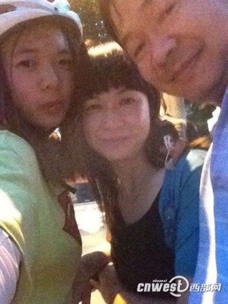 7月13日，廖靖文終于回到宜春家中，與父母團(tuán)聚。（圖片來源：西部網(wǎng)）