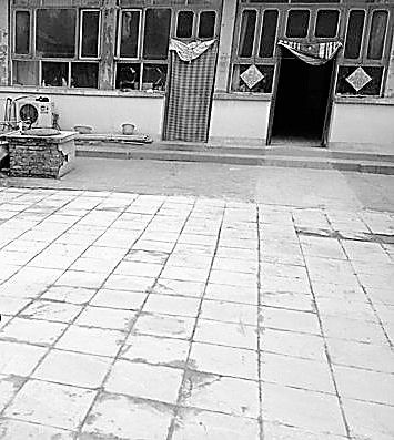 案發(fā)院落，血跡已被掩蓋。