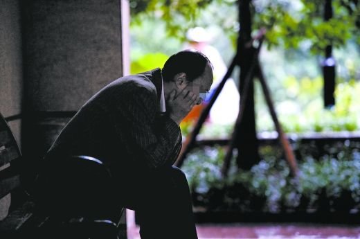 丹丹不能和爸爸進行很好的溝通，爸爸傷透了腦筋。