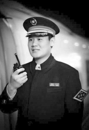 袁閱說(shuō)，女友讓他挺感動(dòng) 本人供圖