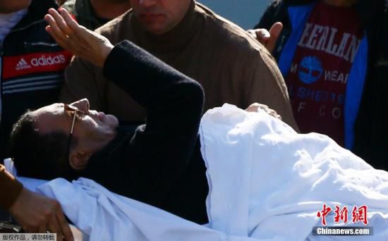 　埃及法院29日作出終審判決，裁決前總統(tǒng)穆巴拉克涉嫌謀殺示威者一案不成立，穆巴拉克將無罪釋放。圖為穆