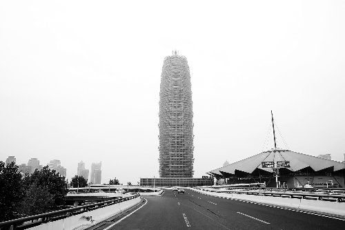 在鄭東新區(qū)CBD，“虛擬辦公室”業(yè)務(wù)已悄然出現(xiàn)　河南商報(bào)首席記者 楊東華/攝