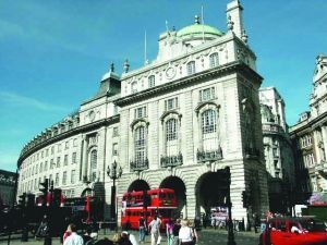 倫敦，沒有最低只有更低