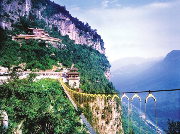 見(jiàn)證浪漫愛(ài)情 盤點(diǎn)中國(guó)浪漫愛(ài)情橋