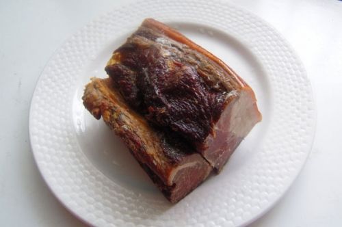 出國(guó)旅游海關(guān)檢查有講究 啥能帶啥不能帶？