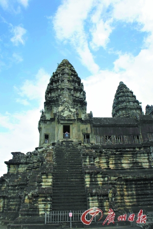 小吳哥,就是開(kāi)頭提及的吳哥窟代表性景致的所在地。