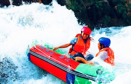 　　畫(huà)眉谷里high翻天