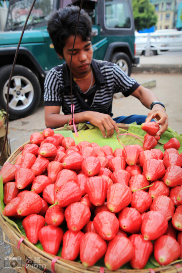 緬甸，繽紛的街邊平民小吃