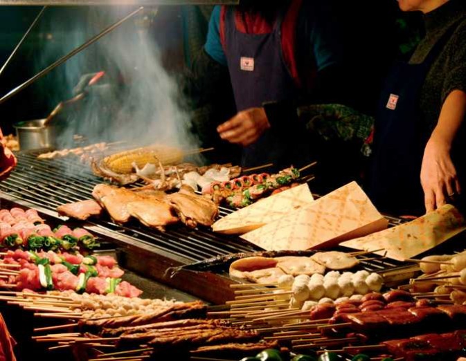 廟不離市、市不離廟的臺(tái)灣小吃