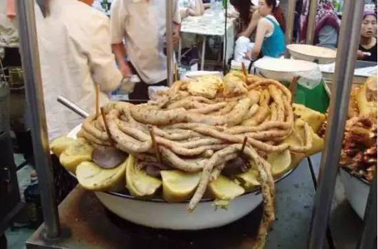 新疆奇葩”黑暗料理“ 你吃過嘛？