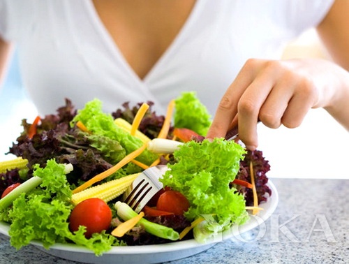 不想變成金剛芭比的話，就要少吃多運(yùn)動(dòng)