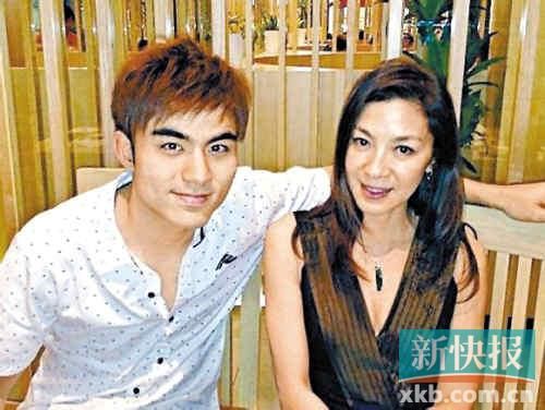 梁洛施的初戀男友Adriano與楊紫瓊也是朋友。