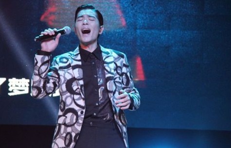 蕭敬騰被網(wǎng)友奉為“雨神”。