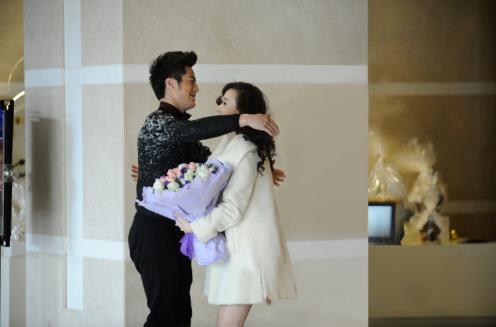 曝蕭薔酒店約會90后男子后丟失名貴項(xiàng)鏈