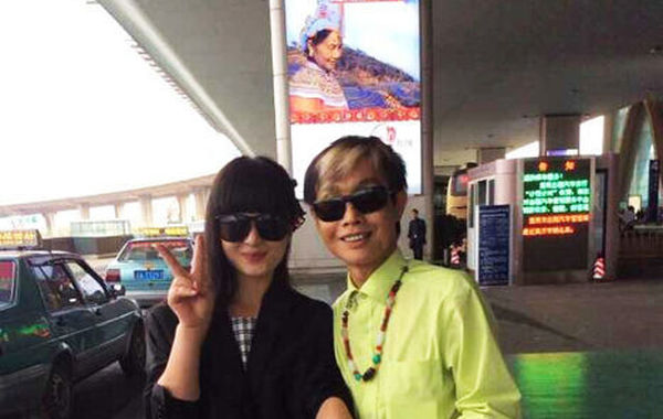 鄧建國與新女友。