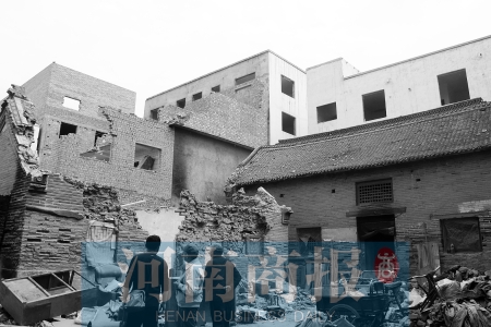 孫莊村清代古宅面臨拆遷。對(duì)拆遷者來(lái)說(shuō)，也許它的名氣不值一提 記者 張郁/攝