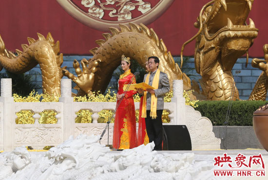 省委副書記、省政協(xié)主席葉冬松致歡迎詞。映象網(wǎng)記者 邵恰 攝