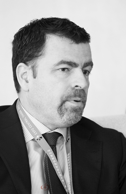 　　狄可為：“現(xiàn)在，雀巢正在改變歷史，中部時代來臨了！”