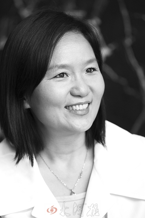 　　王碧玲：“中原地區(qū)的市場增長太迅速了，我們現(xiàn)有的鄭州物流中心已經(jīng)感覺力不從心……”