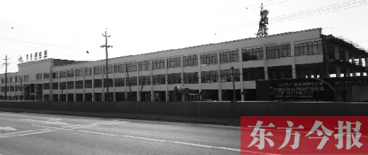 家居建材城已經(jīng)封頂，可耿莊村的安置房還未見(jiàn)蹤影。