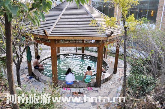 秋季出游“寵幸”肌膚 秋季出游“寵幸”肌膚