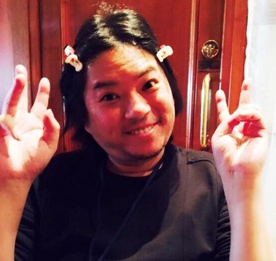 有一種傷害叫高曉松的自拍。