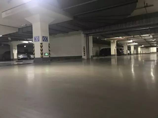 業(yè)主花60萬(wàn)買車位共享給大家用 收費(fèi)2元/小時(shí)