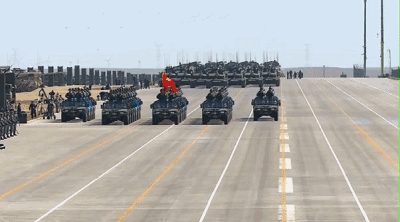 日本網(wǎng)友第一次看中國建軍節(jié)閱兵直播 啥反應？
